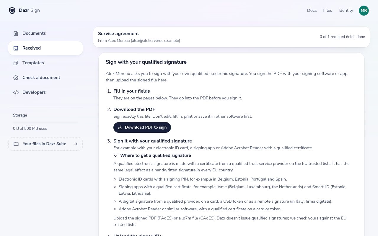 The signing page for a qualified signature: fill in the fields, download the PDF, sign it with a qualified certificate and upload it, with help on where to get one